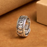 Om Mani Padme Hum Copper Ring – Side view showing Tibetan mantra engraving and S925 stamp, oxidized silver band