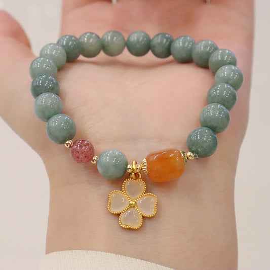 Jade Four Leaf Clover Bracelet, front view, healing bracelet