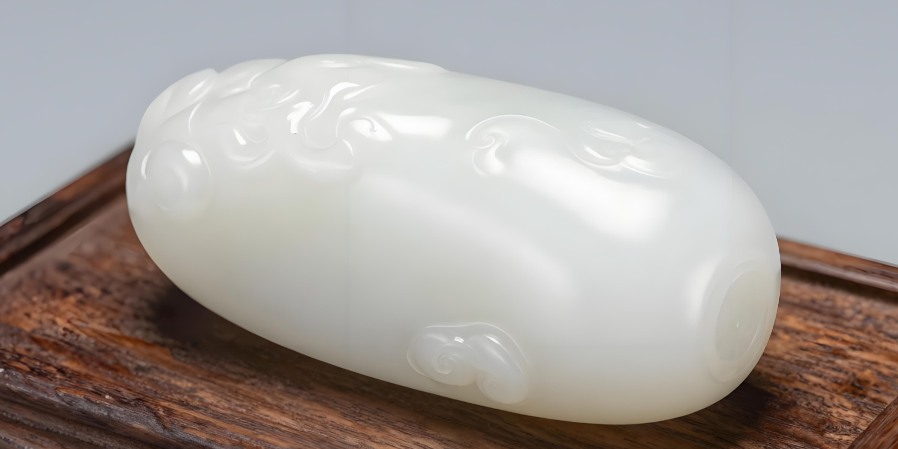 White Jade Authenticity: Nephrite, Jadeite and Look-Alikes