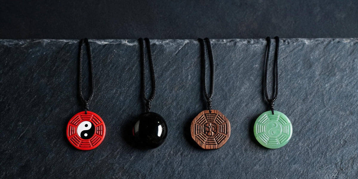 Taoist necklace pendant guide: cinnabar, obsidian, jujube wood and silver pendants compared