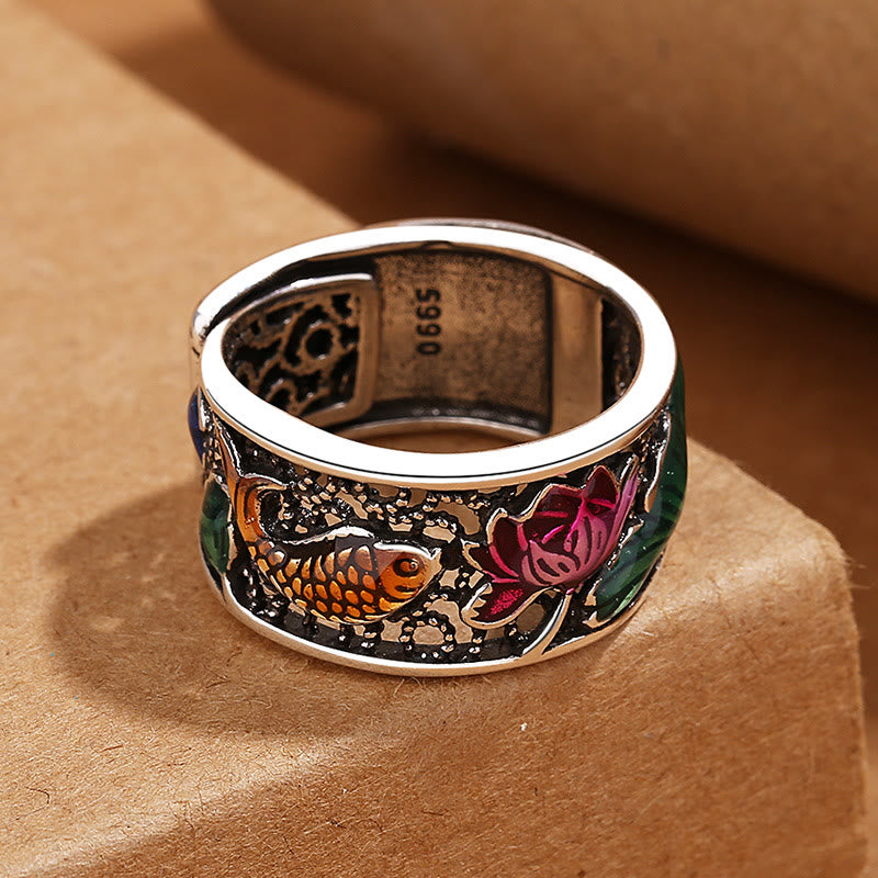 Copper Enamel Koi Fish Ring – detail of enamel color gradient from deep blue to turquoise