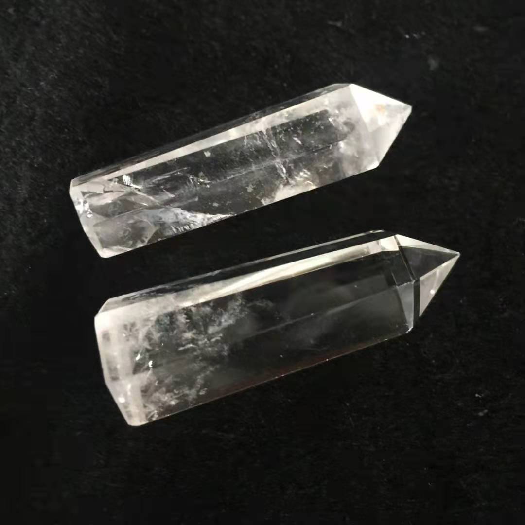 White Crystal Pillar – 5-6cm, close-up detail