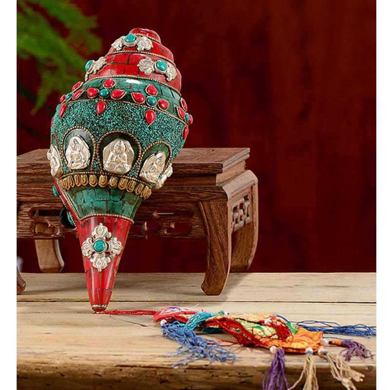 Turquoise Shankha Conch – in carved wooden display box with velvet cushion, luxury Buddhist gift box