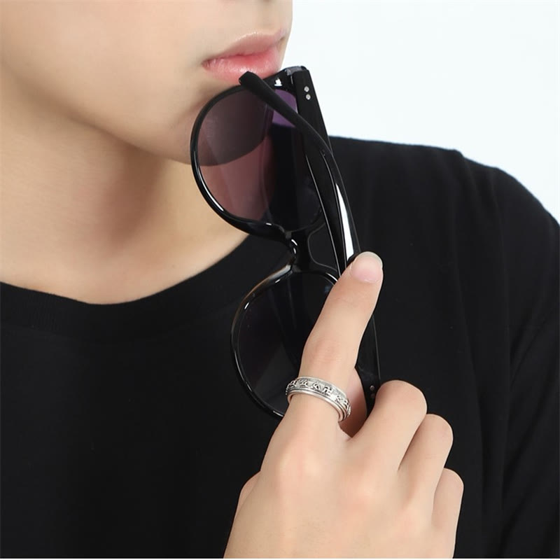 Tibetan PiXiu Ring – Worn while holding sunglasses, stylish protection ring