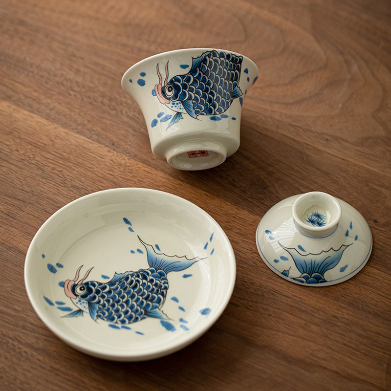 Koi Sancai Cup – tea brewed inside showing liquor color, 130ml gaiwan