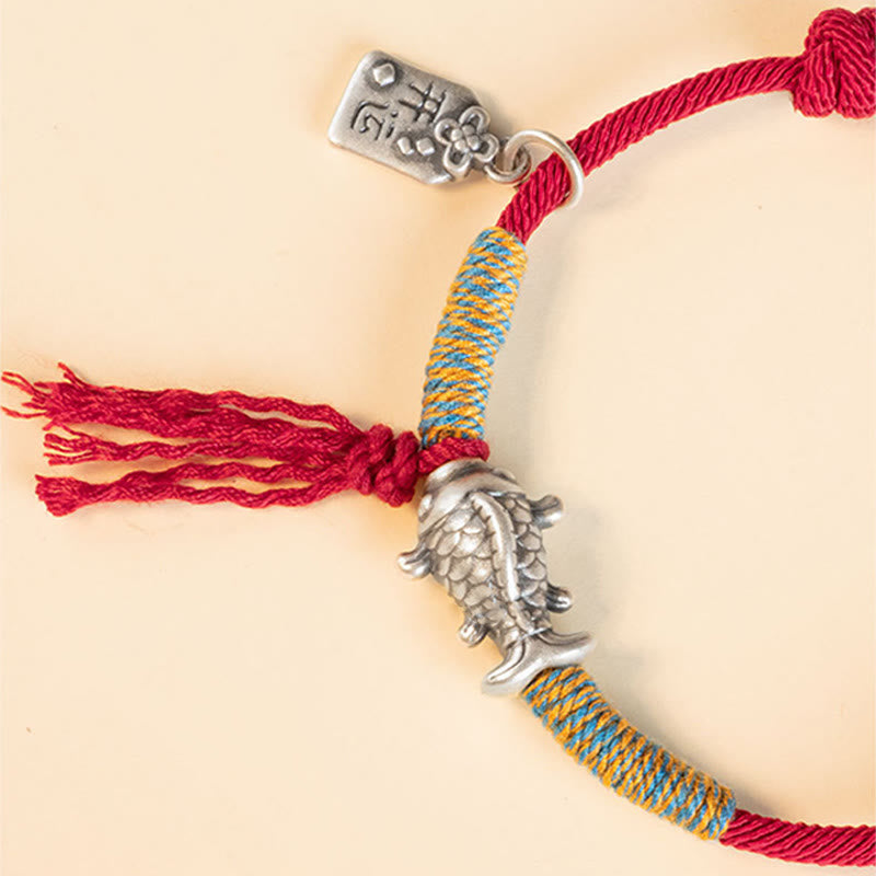 Silver Koi Bracelet – 999 sterling silver stamp and clasp detail
