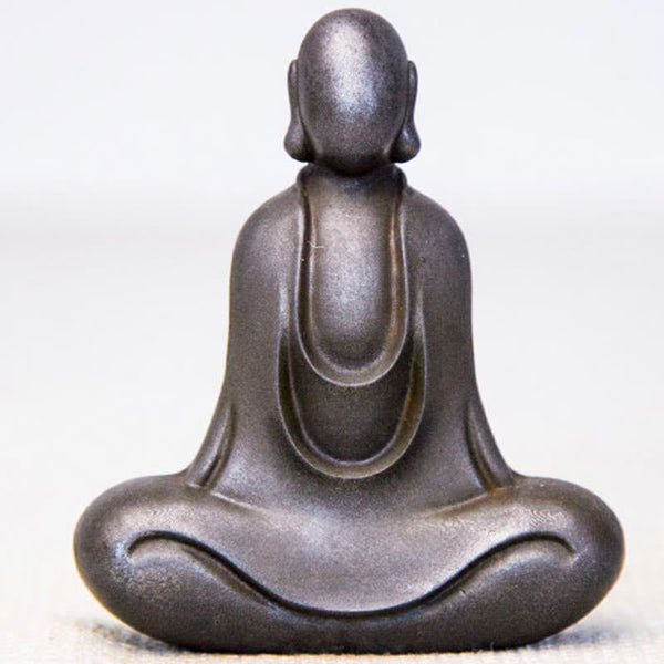 Tibetan Buddha Statue – robe pattern traditional detail work, tibetan buddha craft close-up