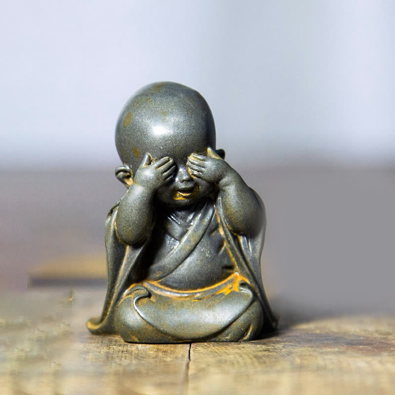 Small Meditating Monk Statue – back view tiny robe sculpture detail, miniature monk craft art