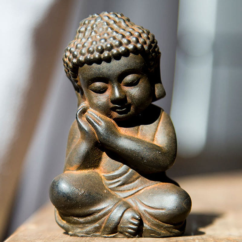 Small Sakyamuni Statue – lotus seat detail with tiny petal layers on small base form