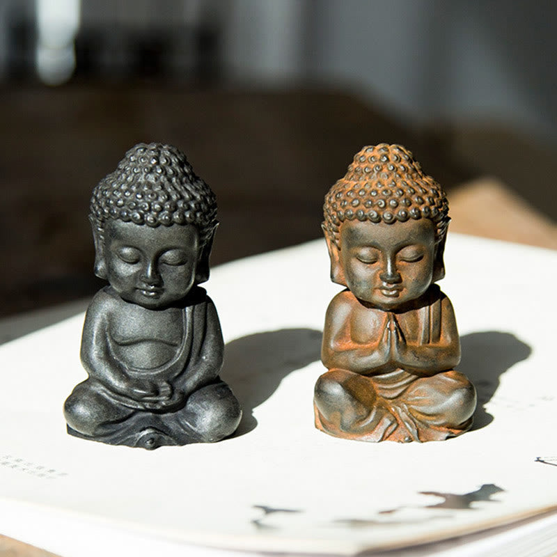 Small Sakyamuni Statue – statue on car dashboard for travel protection and mindfulness