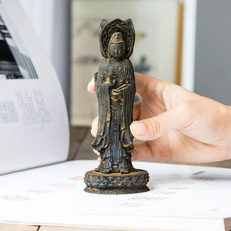 Three-Sided Kwan Yin Statue – side profile showing face transitions and robe drapery flow
