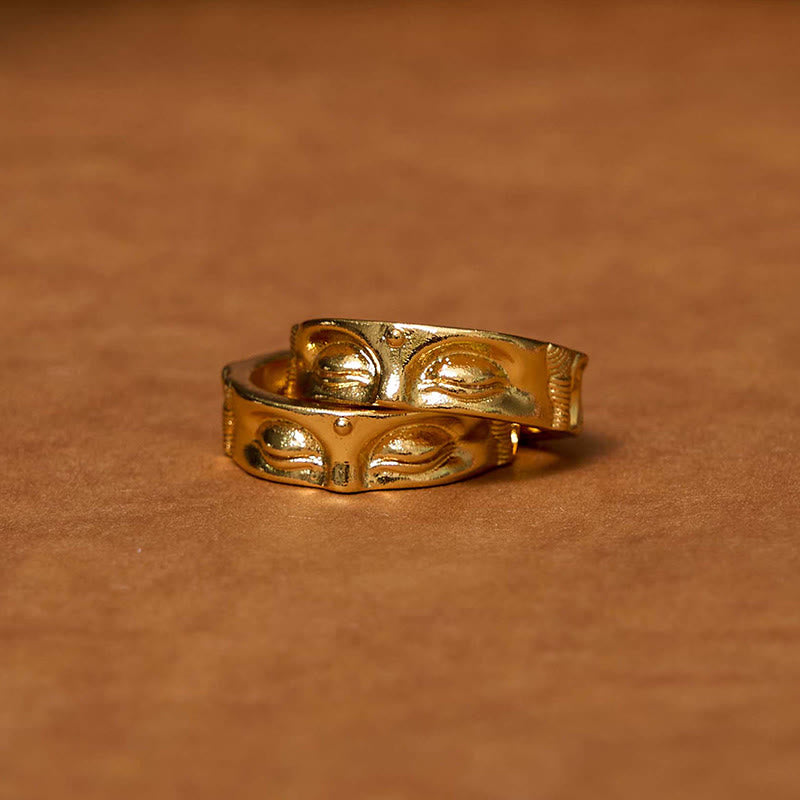 Golden Meditation Buddha Ring – luxury jewelry box presentation, golden buddha ring gift display