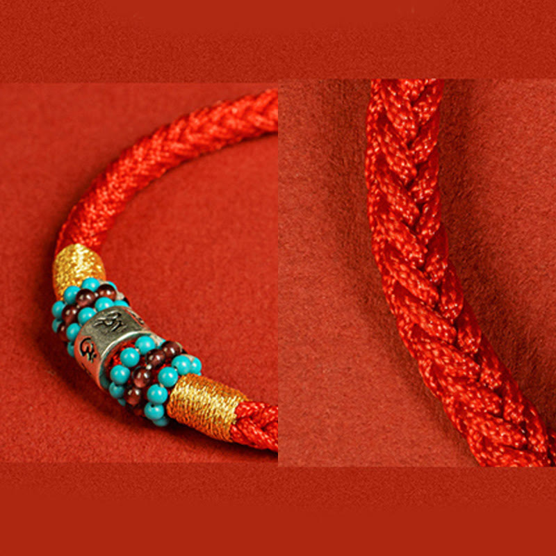 Om Mani Padme Hum Bracelet – Split view of braid texture, woven