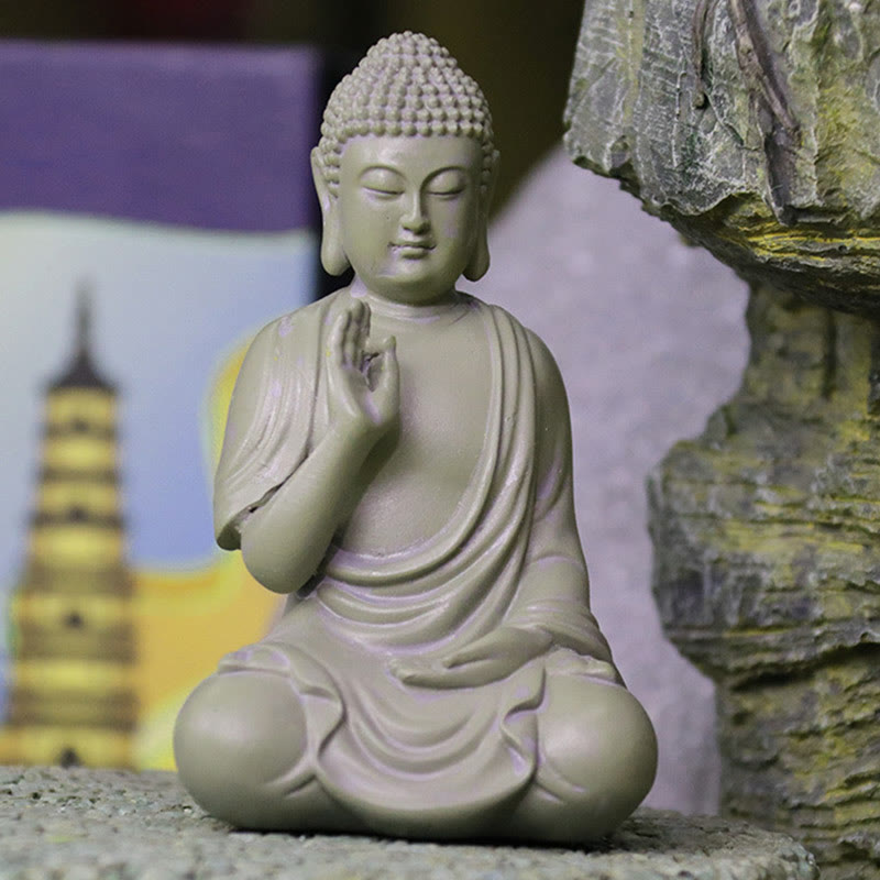 Small Meditation Prayer Resin Buddha Statue – lotus seat base detail, petal ridges and stable platform design