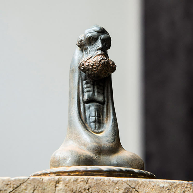 Bodhidharma Iron Powder Resin Statue – height measurement 25cm tall, perfect shelf size reference