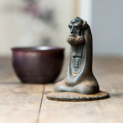 Bodhidharma Iron Powder Resin Statue – full body meditating posture, hands hidden in sleeves mudra