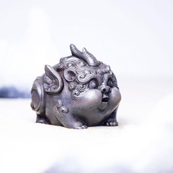 Handmade PiXiu Iron Powder Rust Cast Resin Wealth Statue – Side perspective of silver PiXiu emphasizing chubby body legs