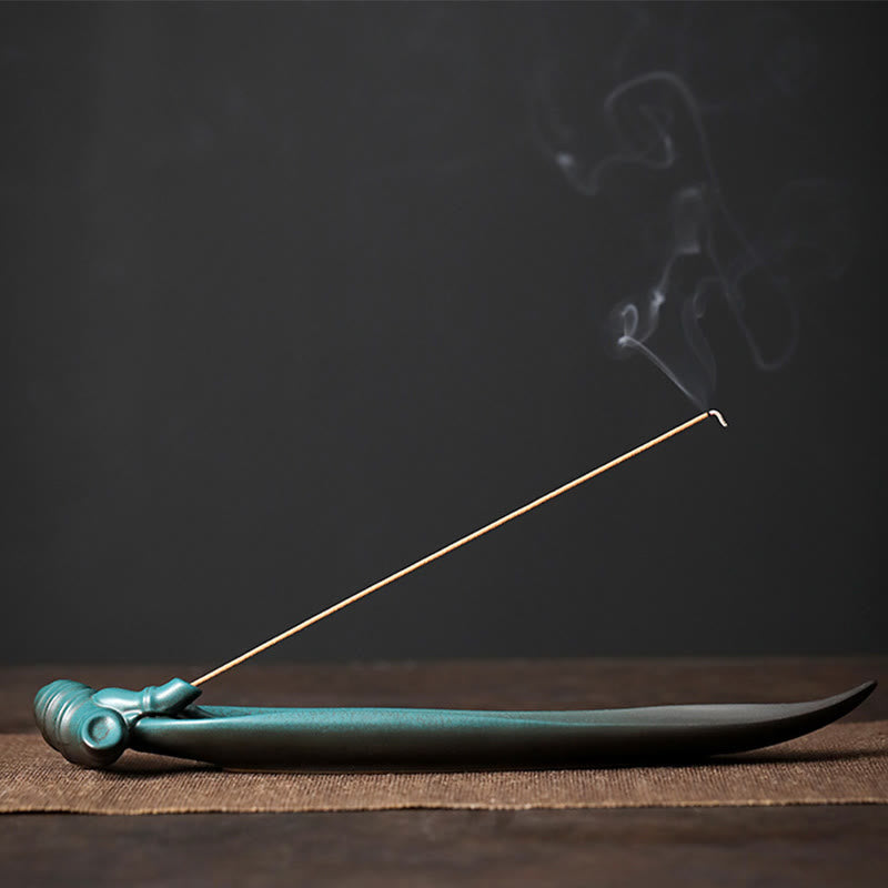 Ceramic Nature Incense Burner – Bamboo joint holder with rising smoke, organic nature design