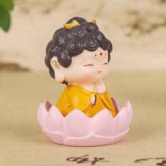 Amitabha Buddha Lotus Statue – close-up of ushnisha crown and urna dot, sacred marks