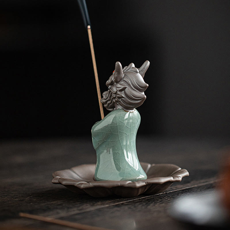 Ceramic Dragon King Incense Burner – hand-held close-up with red gem forehead accent, Craftsmanship