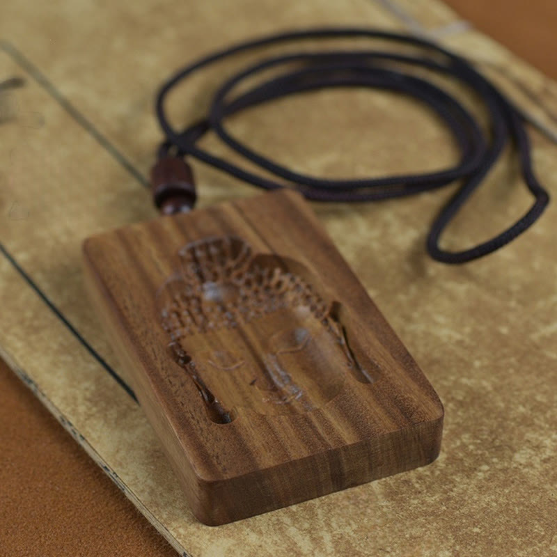 Green Sandalwood Buddha Necklace – wood beads with Buddha centerpiece, unisex wear