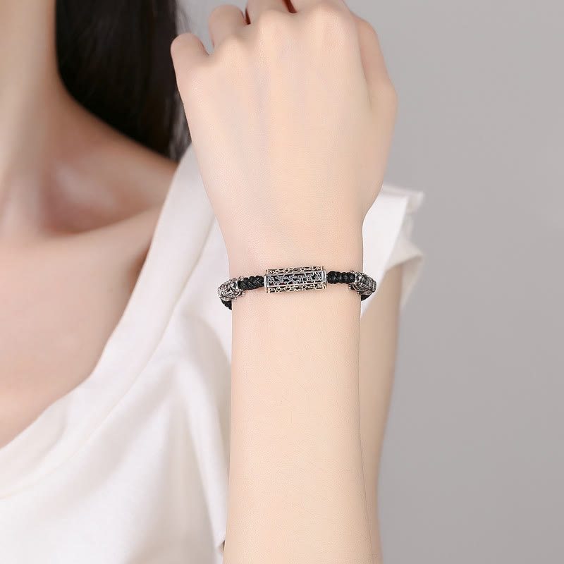Tibetan PiXiu Bracelet – Bracelet size chart showing how to measure wrist with tape and paper instructions