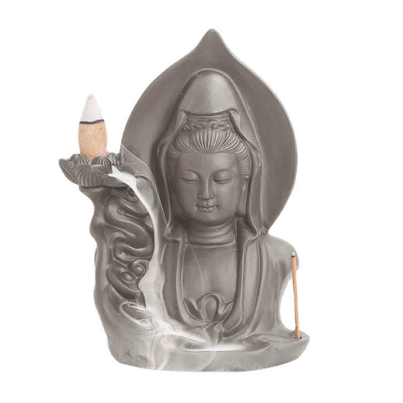 Thousand-Hand Kwan Yin Jade Necklace – side view showing carving depth, dimensional pendant art