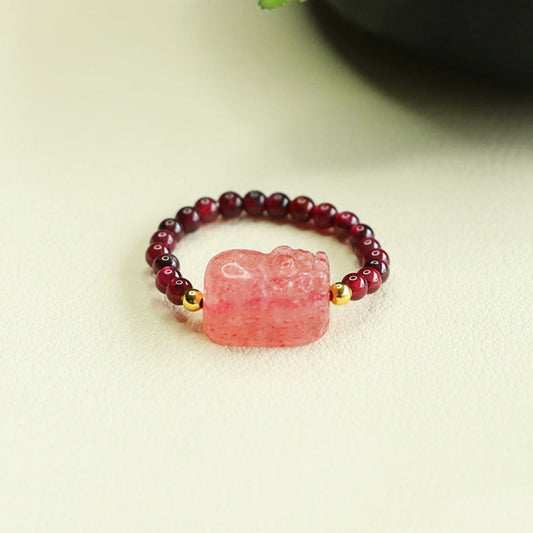 Garnet Strawberry Quartz Pixiu Ring – strawberry quartz pixiu garnet beads black ceramic background, crystal ring