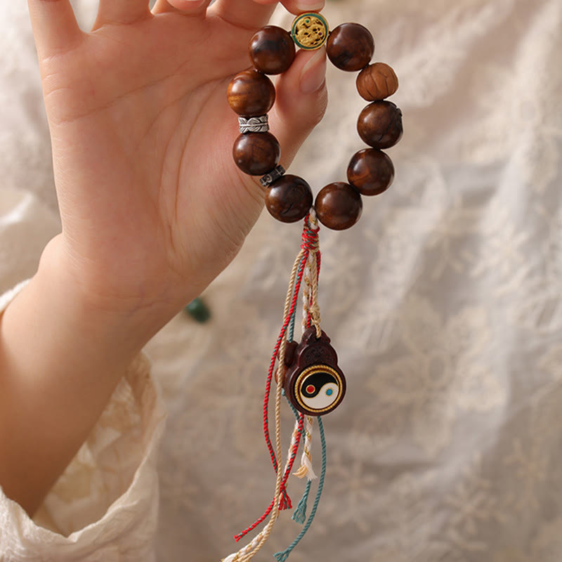 Tibet Lightning Struck Jujube Wood Yin Yang Bracelet Secondary image