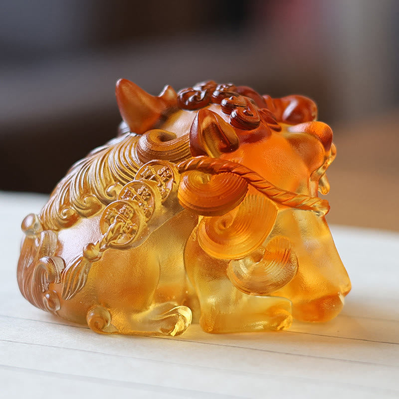 Handmade Liuli Crystal Gold Swallowing Pixiu – Amber crystal Pixiu back view showing ancient coin charms, wealth ornament