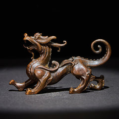 Feng Shui Pixiu Alloy Wealth Luck Decoration Ornament – Bronze alloy Pixiu side view full body on black background, 9.2x2.8cm