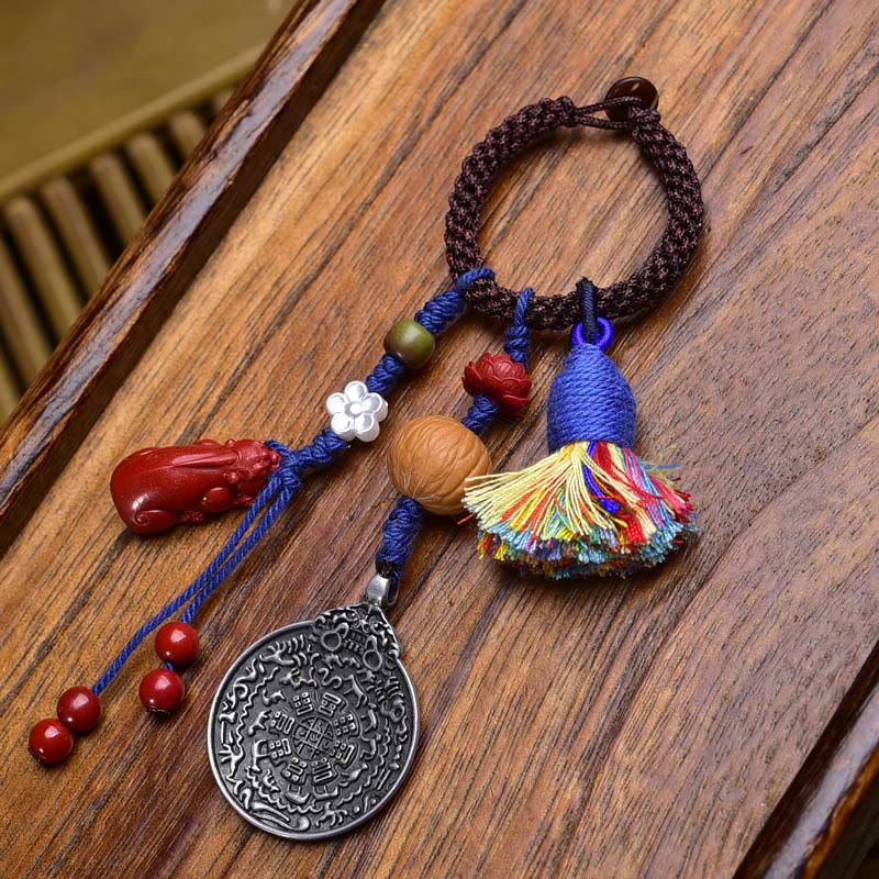 Chinese Zodiac Nine Palaces Dzi Bead Buddha Serenity Key Chain – nine palaces pattern detail, ancient dzi bead key ring