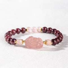 Garnet Strawberry Quartz Pixiu Bracelet – front Pixiu charm detail close-up, good luck bracelet