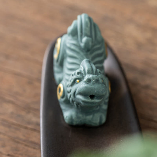Pixiu Wealth Ceramic Incense Burner – Pixiu front face close-up, mouth hole incense slot