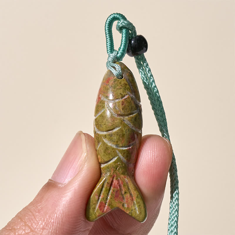 Koi Fish Crystal Necklace Pendant – koi fish symbolism card perseverance fortune, feng shui fish meaning