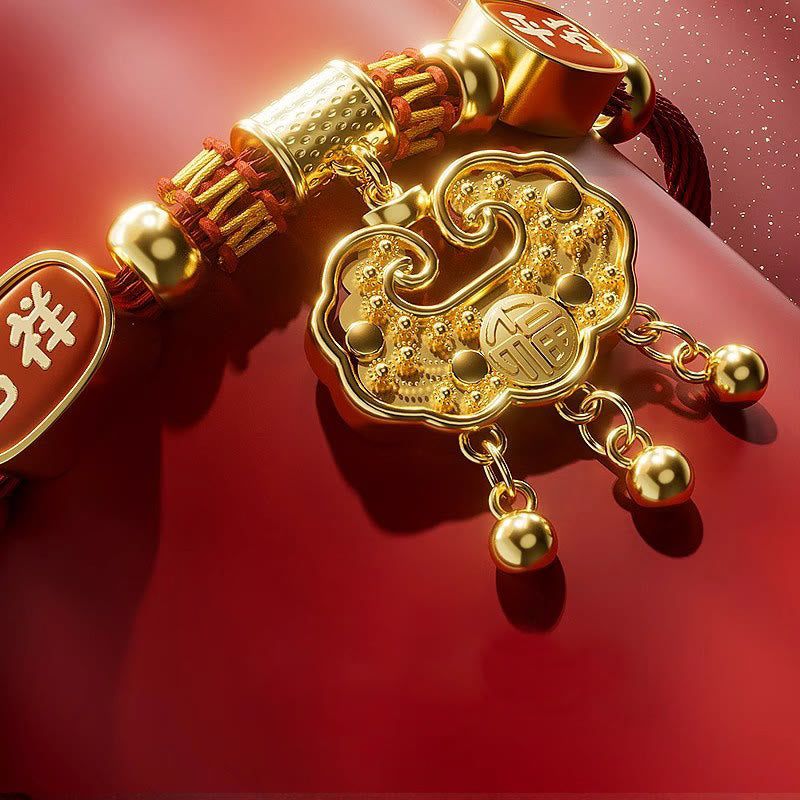 Red String Bead Fu Pet Collar – low-angle macro, gold ruyi lock with fu, woven red-gold cord, 3 bells, bokeh