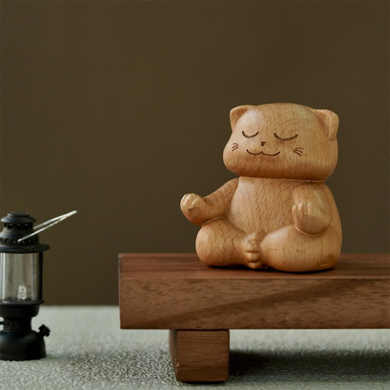 Hand Carved Meditating Cat Wood Decor Zweitbild