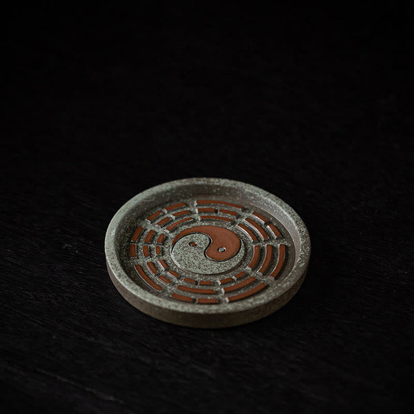 Bagua Ceramic Ash Catcher – Gray stone plate with yin-yang center and eight trigram ring, feng shui base