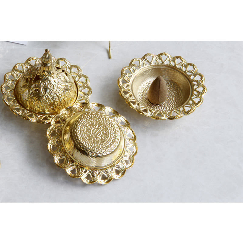 Tibetan Gold Mini Meditation Incense Burner – Gold lid, textured base with cone, filigree scalloped edge detail