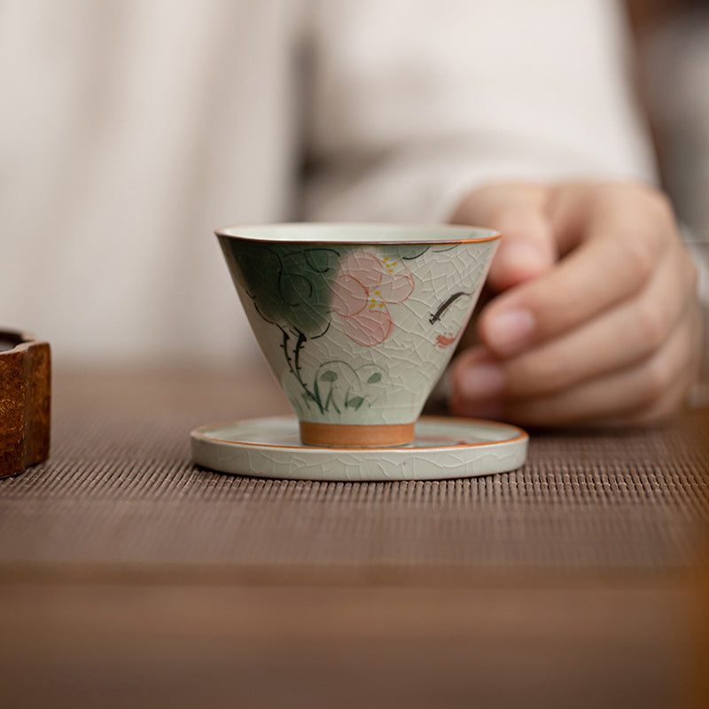 Persimmon Boat Cup – comparison shot with tea poured inside, kung fu tea set