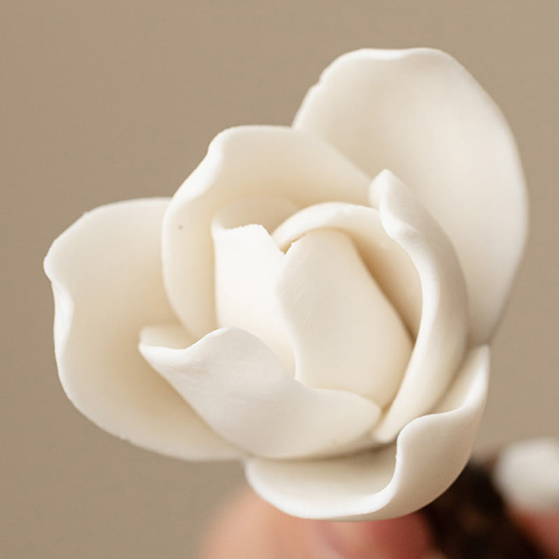 Gardenia Ceramic Incense Burner – Close-up of layered white ceramic petals, warm ivory bloom detail