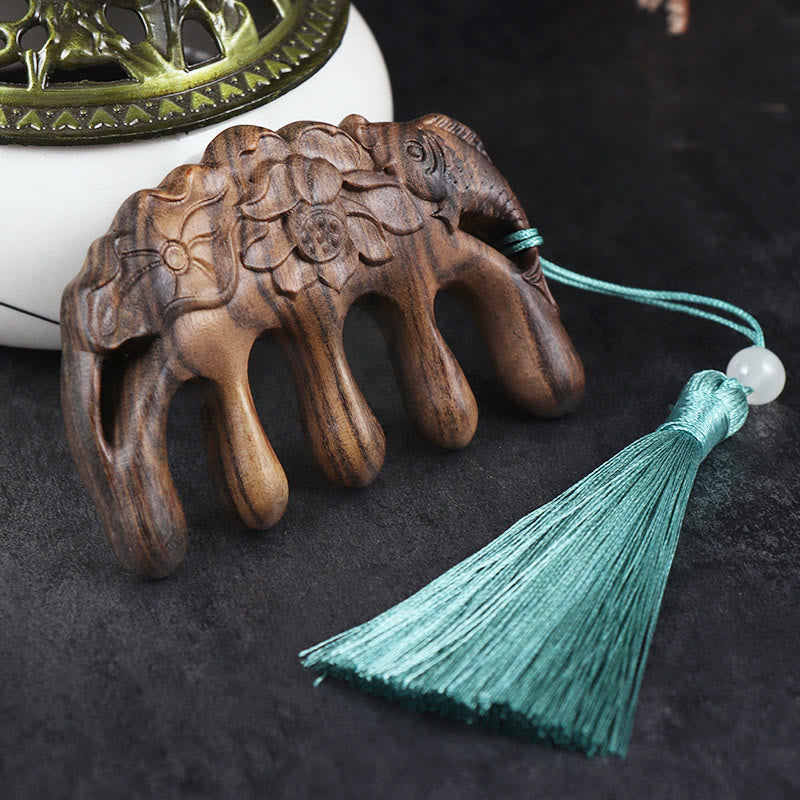 Green Sandalwood Koi & Lotus Tassel Comb, image 12 Image principale du produit