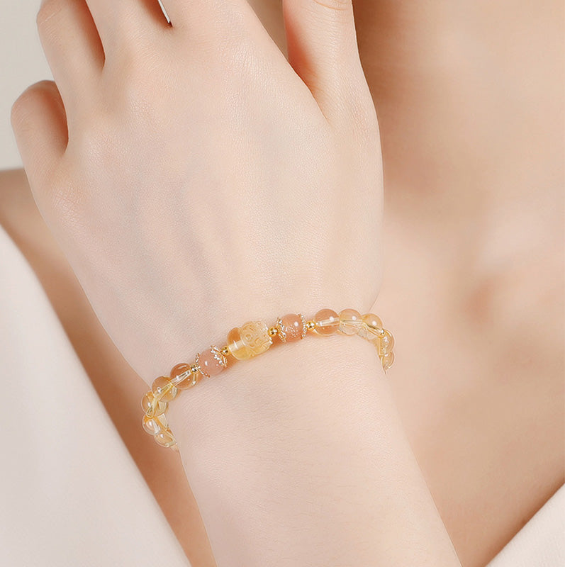 Citrine PiXiu Bracelet – model wrist yellow citrine bead bracelet, prosperity feng shui