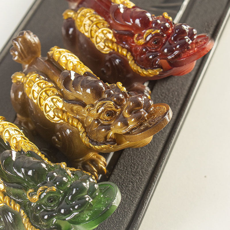 PiXiu Coin Tea Pet – Three PiXiu in green, brown and gold on black tea tray, complete set
