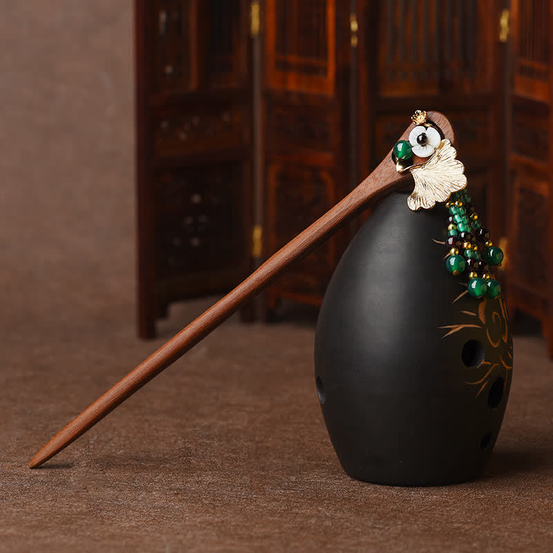 Red Sandalwood Green Agate Hairpin, close-up of green agate beads and gold leaf detail