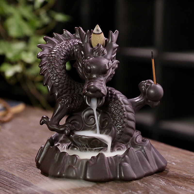 Dragon Incense Holder – White backflow smoke over dark ceramic, serene Image principale du produit