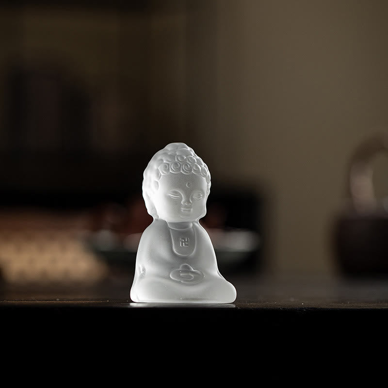 Mini Tathagata Buddha Liuli Serenity Desk Decoration – Rich honey liuli tone, warm light catching statue