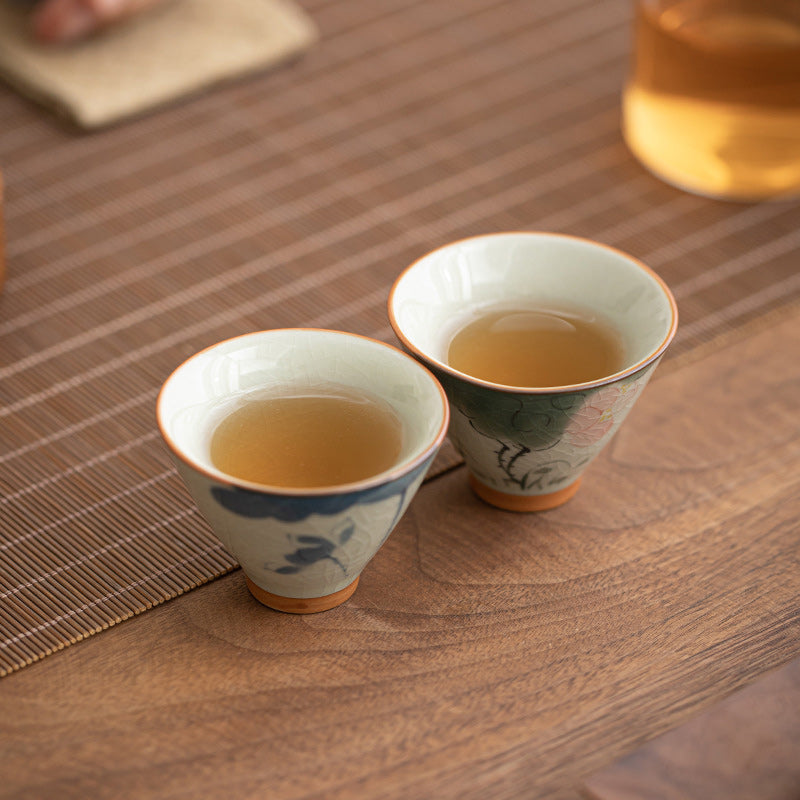 Persimmon Boat Koi Cup – stacked view showing cup shape and height, tea ware