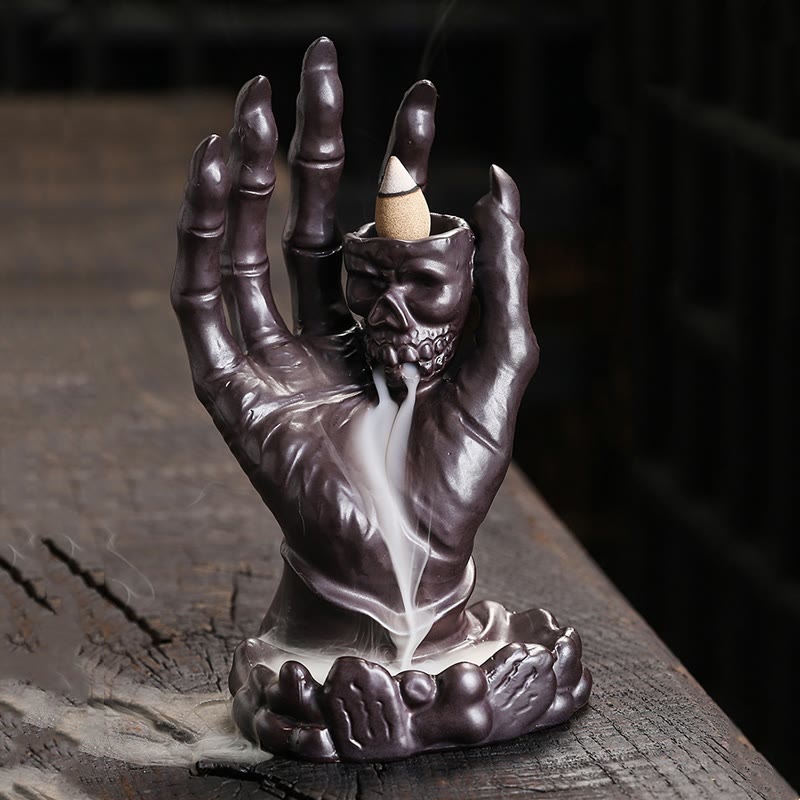 Ceramic Ghost Hand Skull Incense Burner Zweitbild