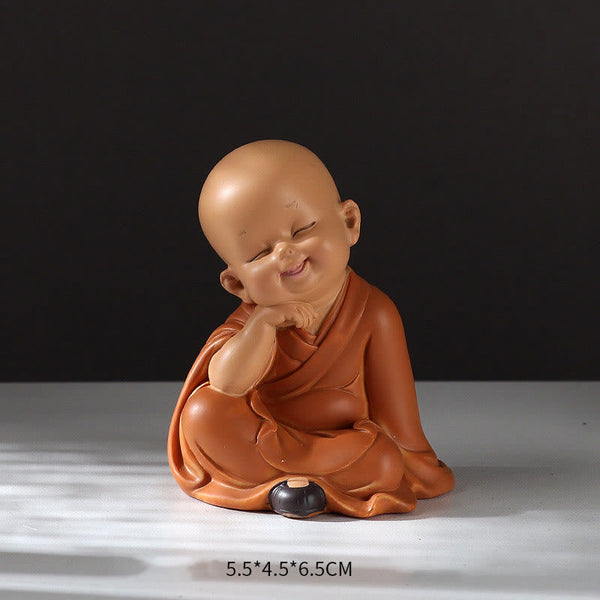 Mini Praying Monk Decor – rear view of monk hood and robe folds, detailed resin casting